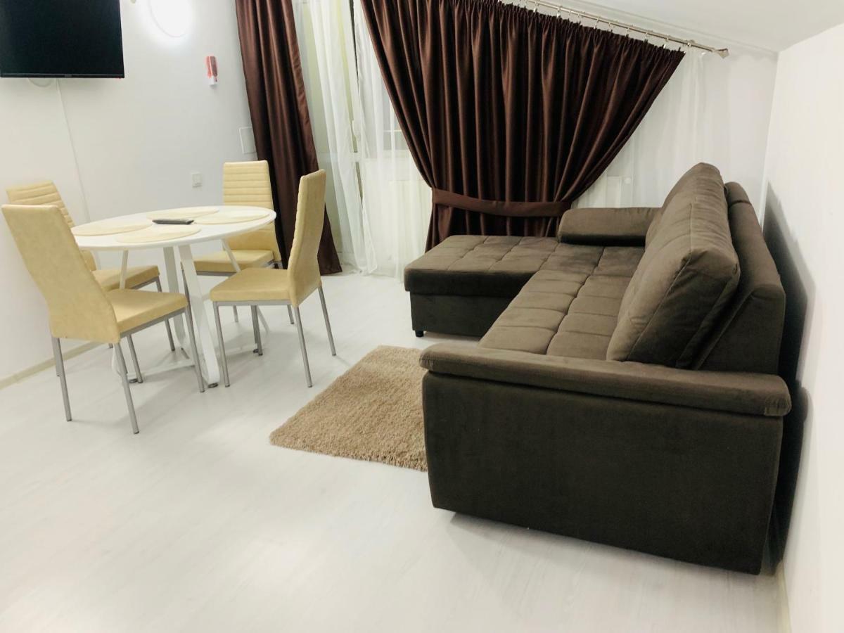 Fast Airport Accomodation Otopeni Bagian luar foto